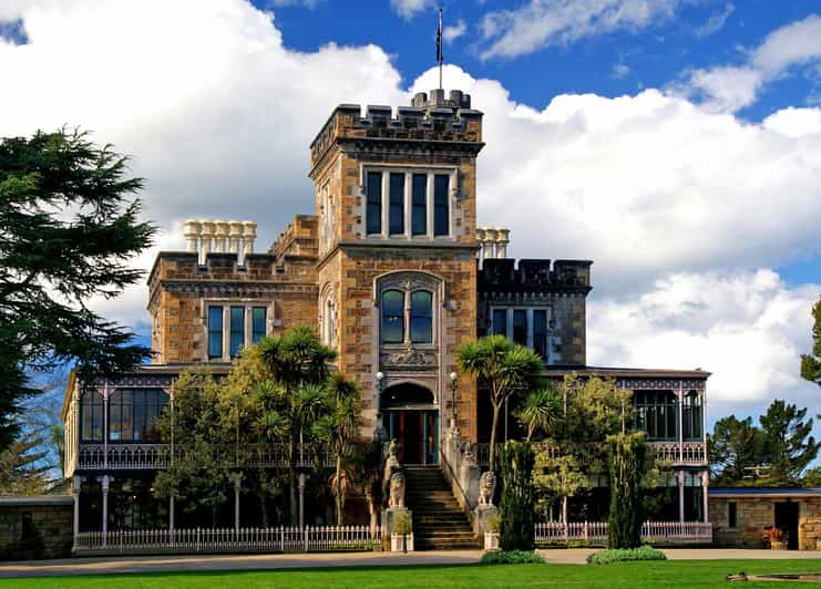 Port Chalmersből: Larnach Castle