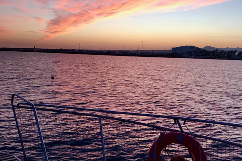 Larnaca: Pôr do sol privado - Navio Explorer N tradicional