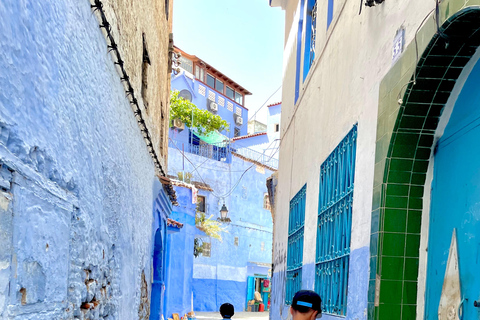 Au départ de Tanger : Excursion privée d&#039;une journée dans la ville bleue.Excursion privée d&#039;une journée dans la ville bleue