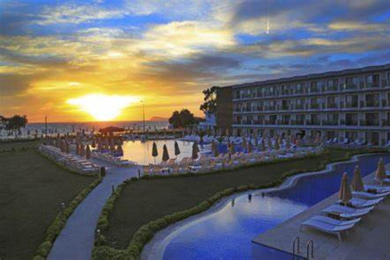 Romantic Getaway & Cooking Experience Vedana Lagoon Resort