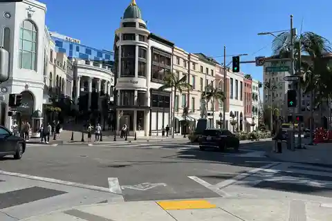 3,5 timmars privat rundtur i Hollywood och Beverly Hills i en SUV