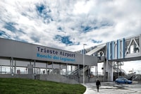 Trieste, Train ticket connecting airport and city - Housity