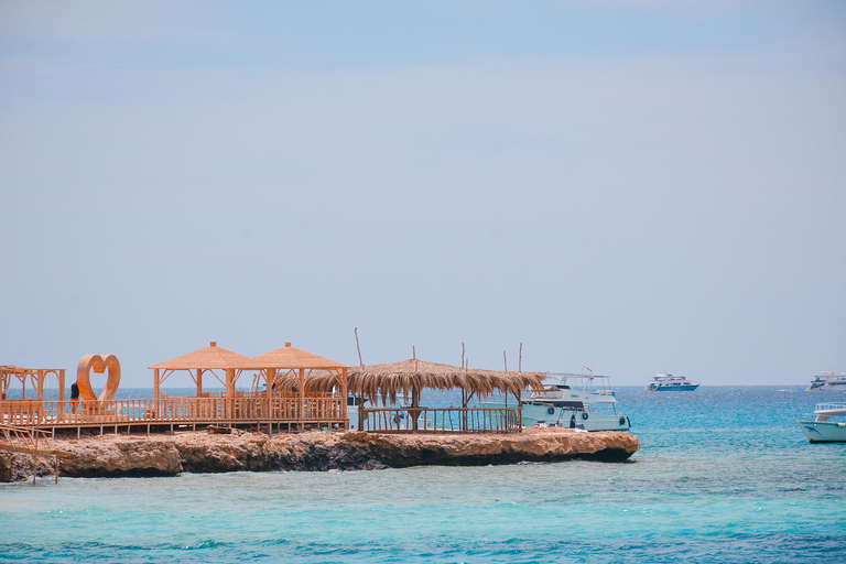 Hurghada: Luxury Catamaran Semi Submarine & Island & Sunset Luxury Catamaran Island With Private Transfer