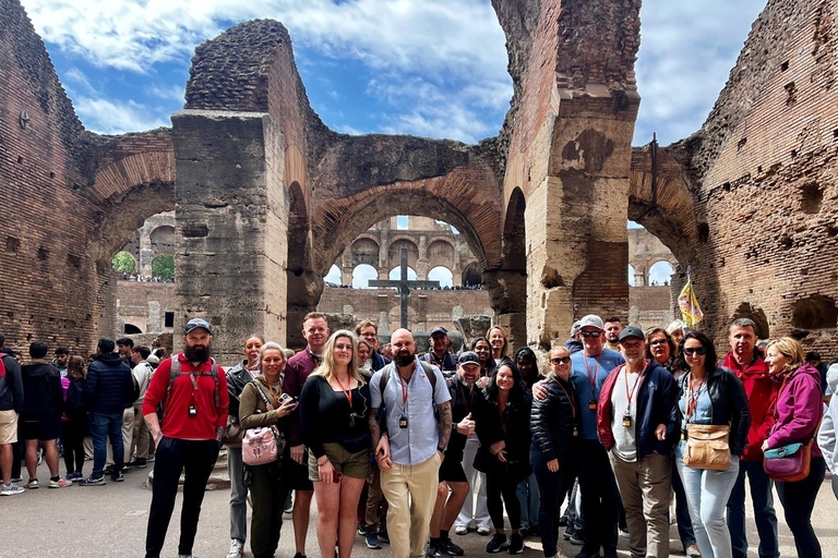 Rom: Colosseum Colosseum, Forum Romanum och Palatinkullen IngångRom - biljetter Biljett till Colosseum, Forum Romanum och Palatinkullen