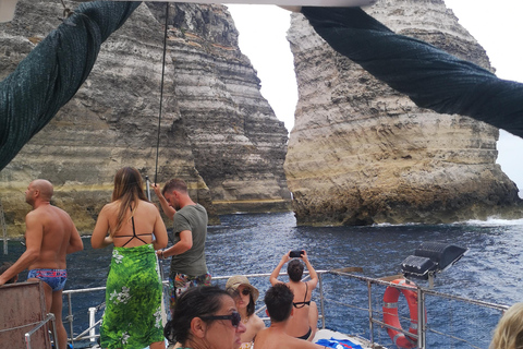 Lampedusa: Yacht excursion, swimming stops and typical lunch