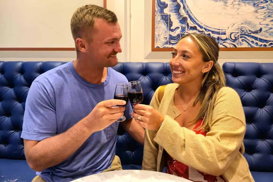 Lissabon: Food- und Wein-Tour in kleiner Gruppe – iss und trink wie ein:e Einheimische:r. Foto: GetYourGuide
