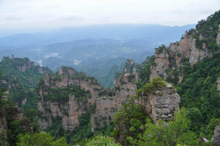 Zhangjiajie: Mystical Peaks & Ancient Towns 3-Day Tour