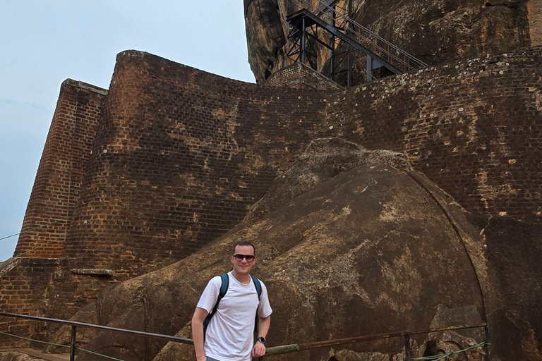 Kandy: Polonnaruwa, Sigiriya & Dambulla Private Tour