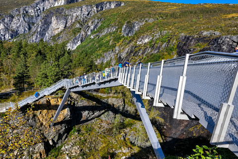 ULTIMATE Eidfjord TOUR: Waterfall, Sky Bridge & Glacier 3,5H Ultimate Eidfjord Tour: Vøringsfossen & Scenic Views!