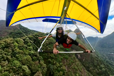 Rio de Janeiro: Unforgettable Hang Gliding Experience