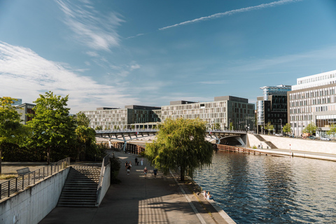 Berlin: Private Photo Session Tour