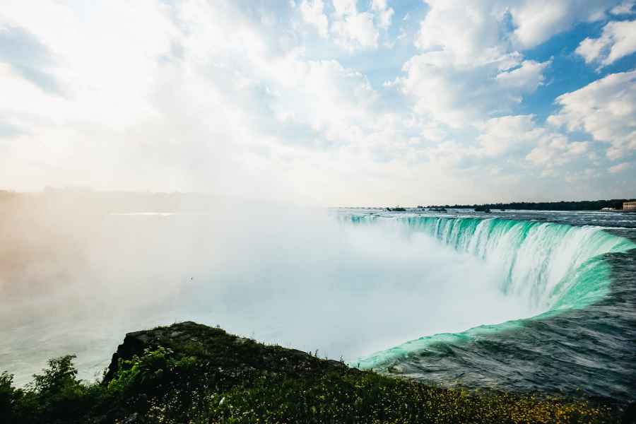 Ab NYC: 2-tägige Niagarafälle-Tour mit Shopping-Trip