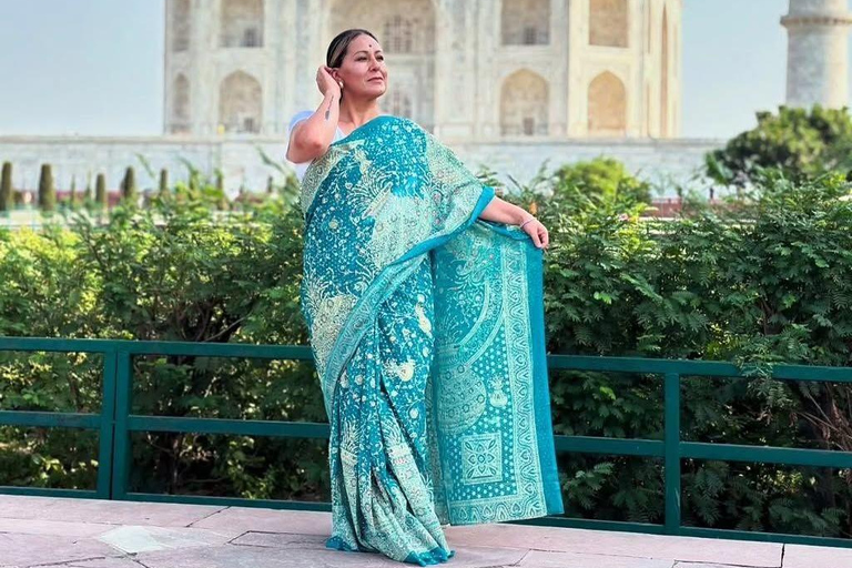 From Bangalore: Taj Mahal, Agra Day-Trip with 5* Hotel Stay From Bangalore: 2day Taj Mahal, Agra Day-Trip with 4*Hotel
