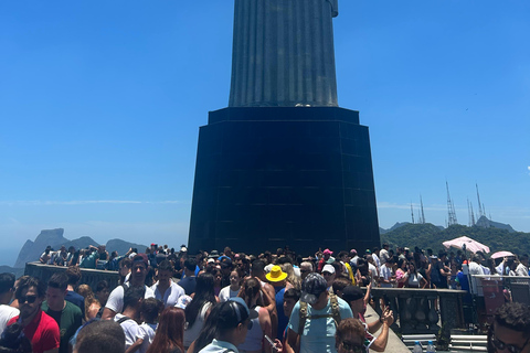 Best Private Tour in Rio: Sugarloaf, Christ by Train, AquaRio, Selarón