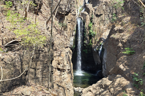 Tamanique Waterfalls Hike & El Tunco Beach Tour