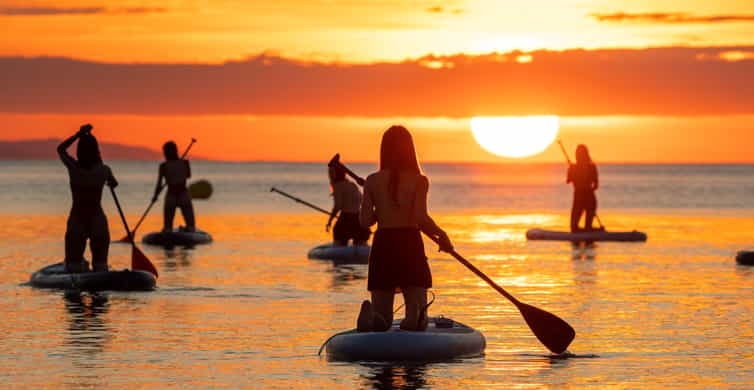 Barcelona: Sunrise Paddleboarding with Instructor and Photos