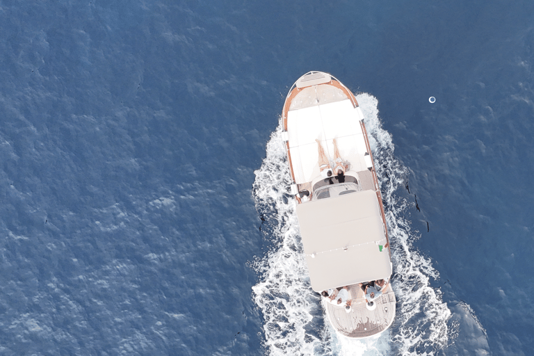 Sorrente : Capri et la Grotte Bleue en bateau avec plongée en apnée