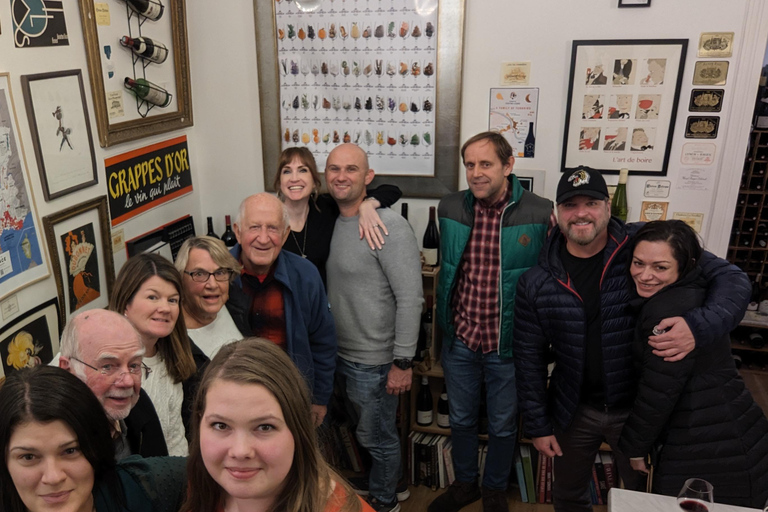 Paryż: Degustacja wina z 6 winami i deską serów