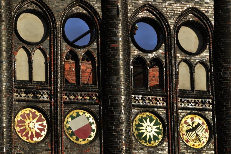 Private Family-Friendly Walking Tour of Historic Lubeck 2-Hour: Old Town & St. Peter's Church