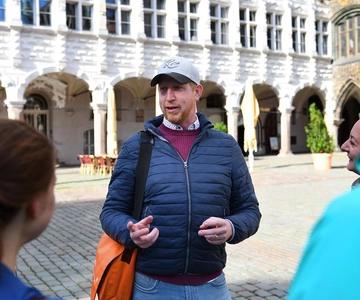 Lübeck: entertaining guided tour to old town highlights