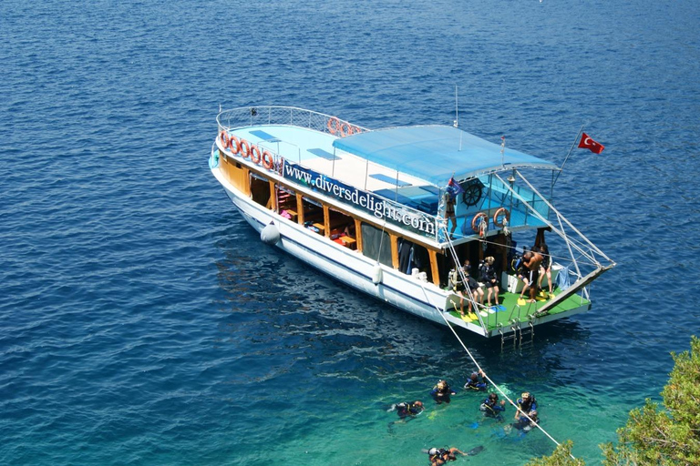 Marmaris: Beginner-Friendly Scuba Diving Tour Marmaris: Scuba Diving Without Hotel Transfer