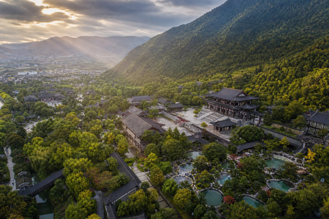 Xi'an: Huaqing Palace Ticket, Show & Guided Tour Options Full: Palace + Show Central Zone + Guide & Transfer