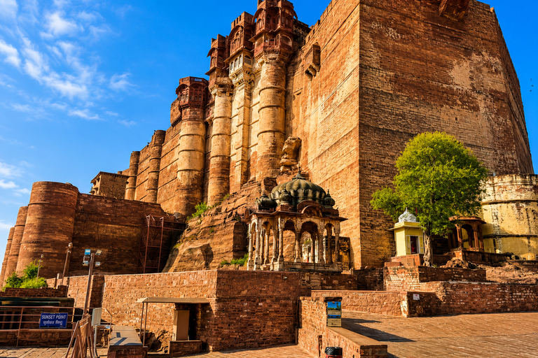 Jodhpur: Mehrangarh Fort Guided Tour with Entry Ticket