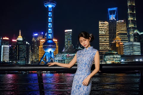 Shanghai: Qipao or Hanfu Photoshoot with Makeup