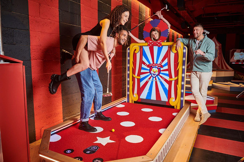 Manchester: Putters Urban Playground Entry Ticket Manchester: Entry Ticket for 9-Hole Crazy Golf