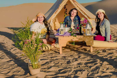 Private picnic in Huacachina