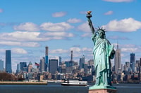 Visite privée de NYC, Ellis Island avec Liberty Island Access - Housity