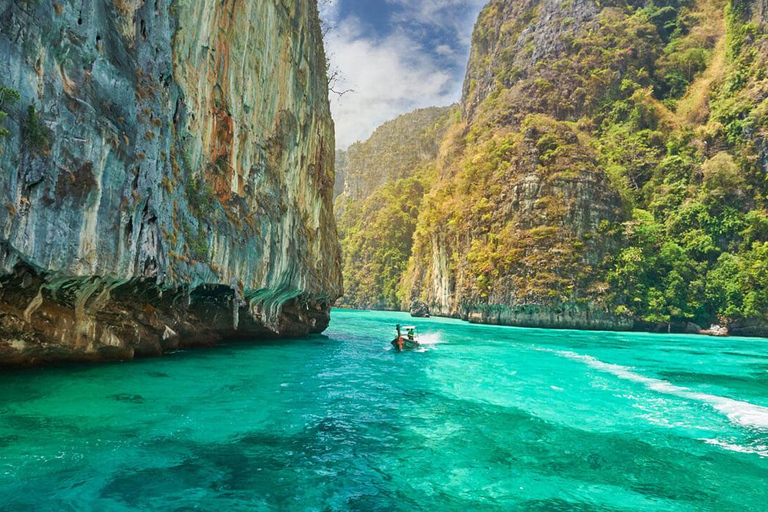 Phuket : Excursion d'une journée aux îles Phi Phi et à la baie de Maya avec déjeuner