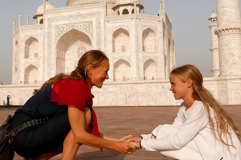 De Jaipur: visite privée du même jour au Taj MahalTour avec voiture et chauffeur