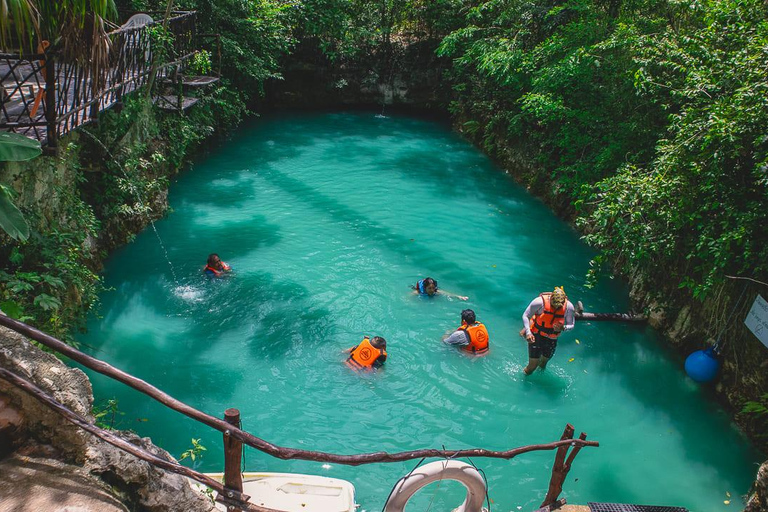 Puerto Morelos: Tour of two cenotes with lunch included. Mayan Museum and Cenotes Tour - Cancun Transportation