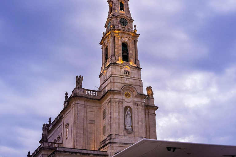 Lisbon: Sanctuary Fátima & Little Shepperd Town Guide Tour Lisbon: Sanctuary of Our Lady of Fátima Guided Tour