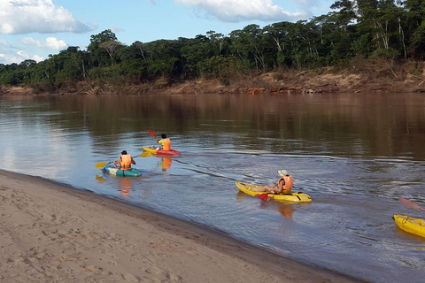 Puerto Maldonado: Avventura in kayak sul fiume Tambopata