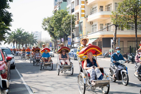 Da Nang: Cyclo City Tour with Coffee-Making Workshop