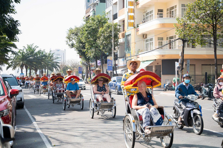 Da Nang: Cyclo City Tour with Coffee-Making Workshop