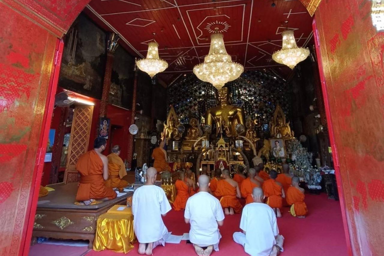 Półdniowa poranna wycieczka do Wat Pha Lat i Wat Phra That Doi SuthepPritave Tour