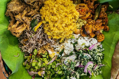 Kandy: Traditional cooking class in a village with transport