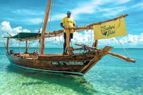 Você terá uma experiência inesquecível de dia inteiro com o Safari Blue em Zanzibar,