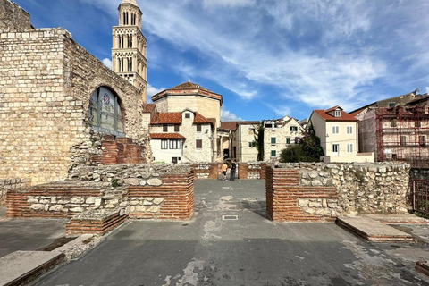 Passeio a pé por Split e Palácio de Diocleciano com guia local