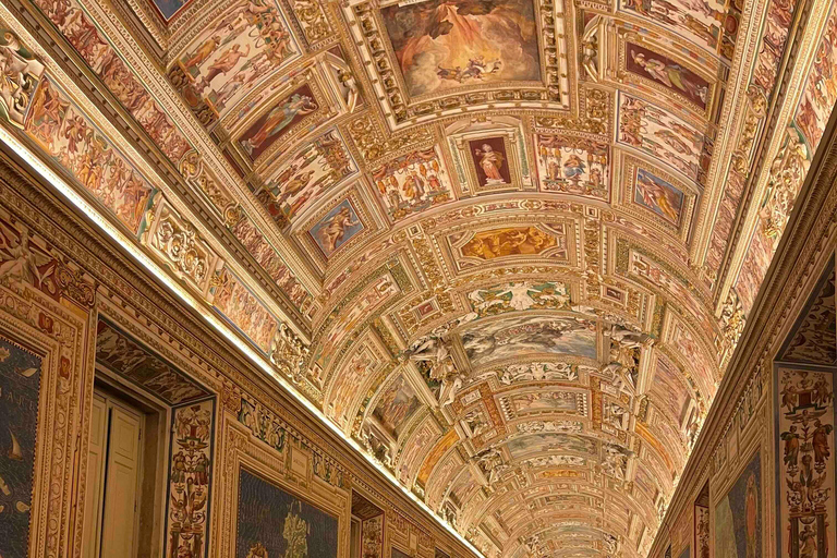 Vatican Museums & Sistine Chapel Entry Ticket Vatican City: Museums & Sistine Chapel VIP Entrance