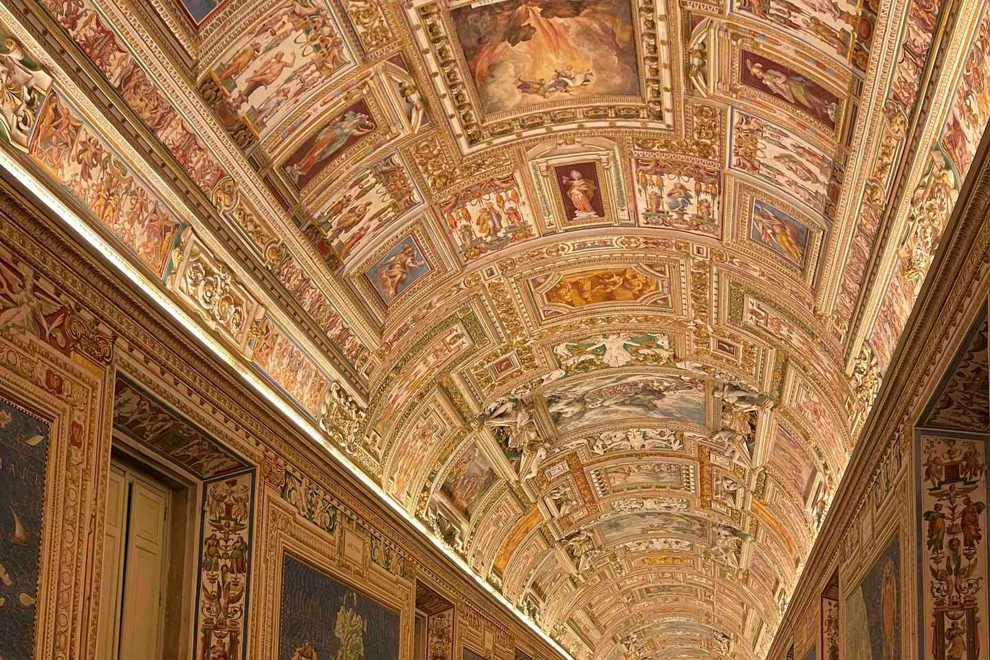 Без очереди в музеи Ватикана и Сикстинскую капеллу