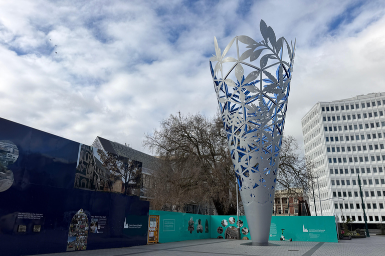 Christchurch: Ultimate Walking Tour with Coffee