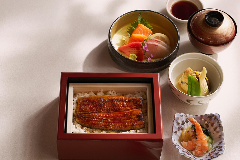 Singapur: Keyaki w hotelu Pan Pacific Pakiety kulinarneKeyaki Bara Chirashi Gozen dla 1 osoby