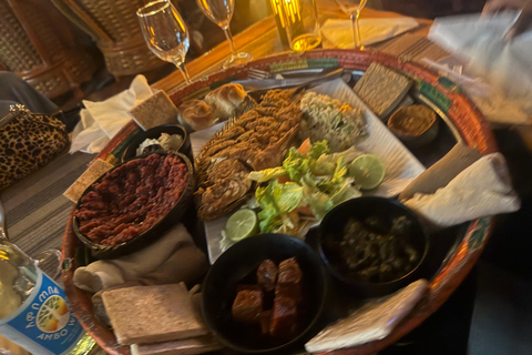 Addis Abeba: Geführte Foodtour mit Kaffeezeremonie