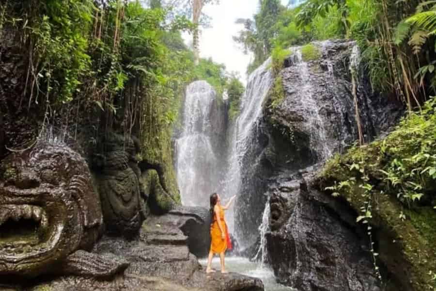 Bali: Reinigungsritual, Reisfeld Jatiluwih & Tanah Lot. Foto: GetYourGuide