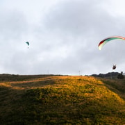 San Vito Lo Capo: Tandem-Gleitschirmflüge, Fotos und Videos
