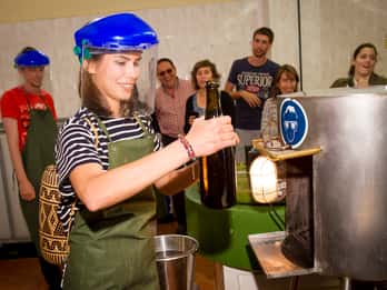 Penedès Vine to Wine: Personalized Cava taste&craft Workshop